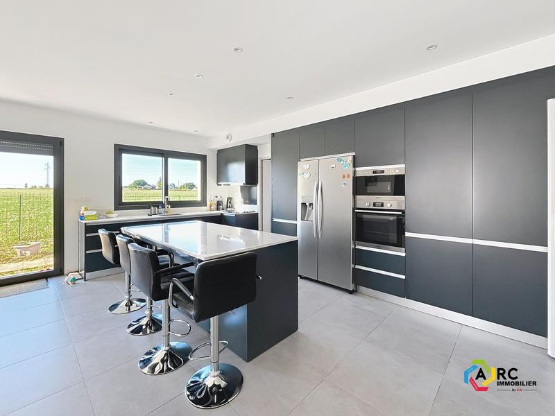 Maison - 130 m² - 5 pièces