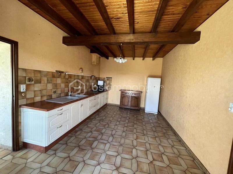 Maison en pierre - 160 m² - 9 pièces