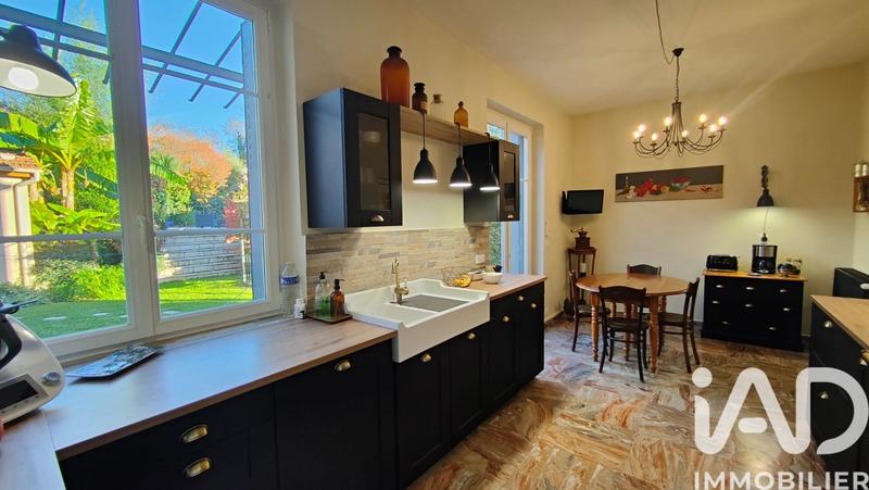 Maison - 170 m² - 6 pièces