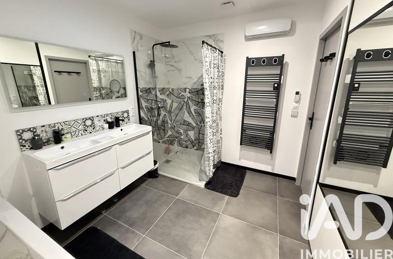 Maison - 96 m² - 4 pièces