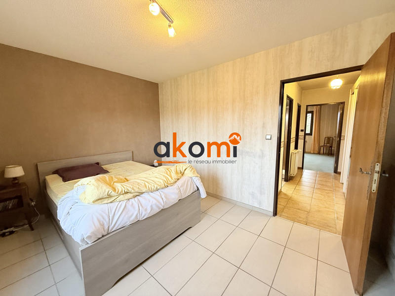 Maison - 167 m² - 8 pièces