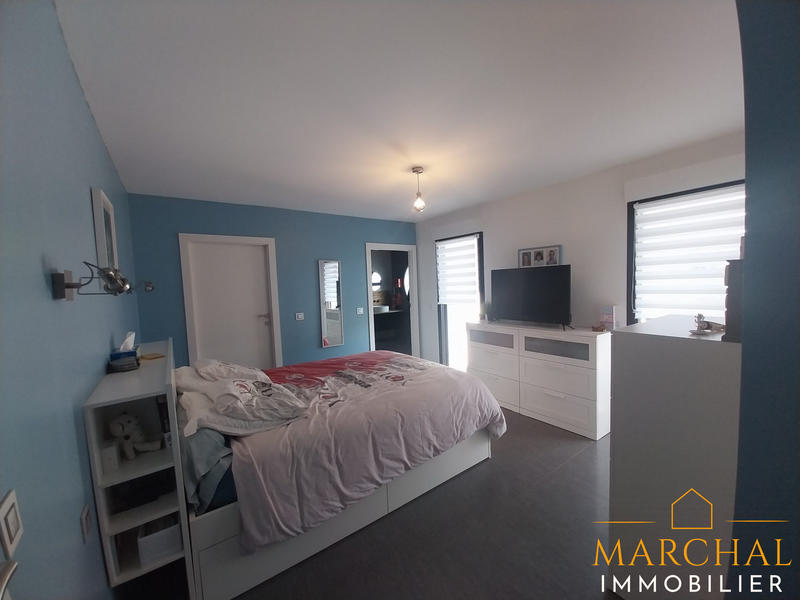 Villa - 251 m² - 8 pièces