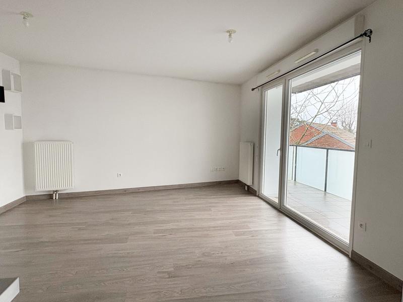 Appartement - 60 m² - 3 pièces