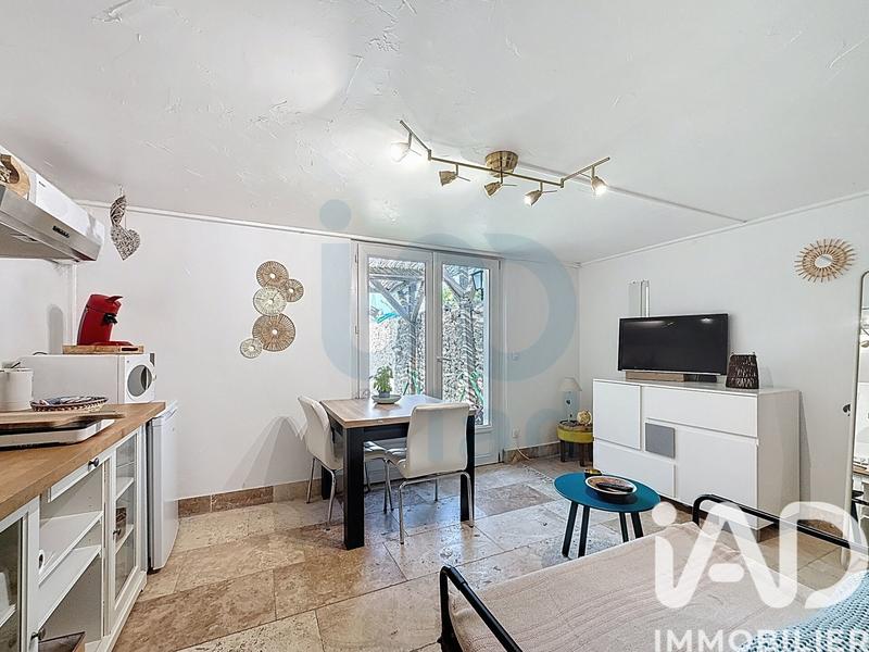 Maison - 250 m² - 7 pièces