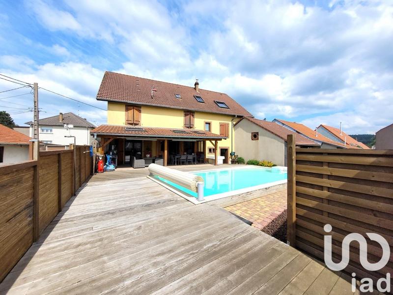 Maison - 179 m² - 6 pièces