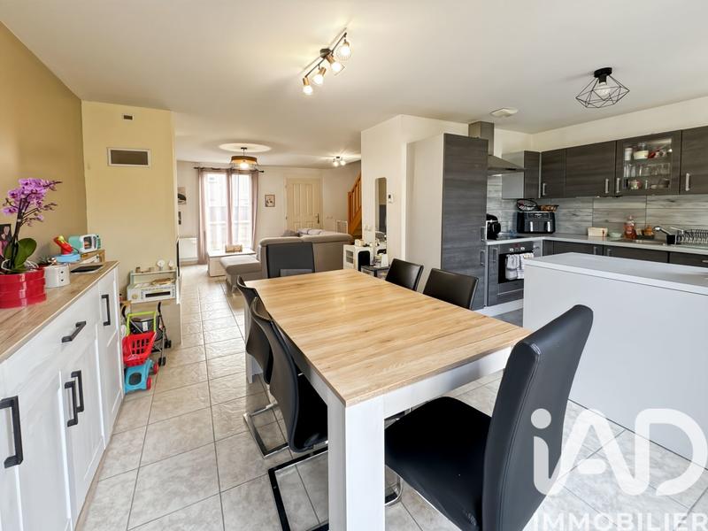 Maison - 82 m² - 5 pièces