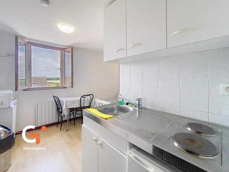 Studio - 14 m² - 1 pièce