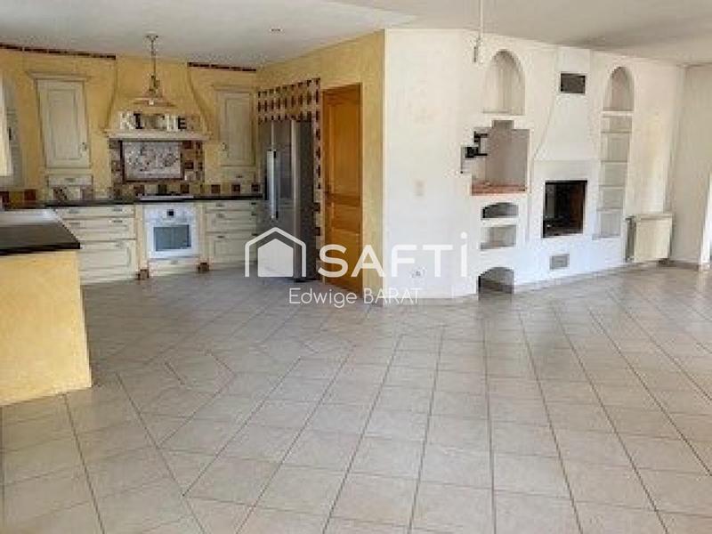 Maison - 105 m² - 4 pièces