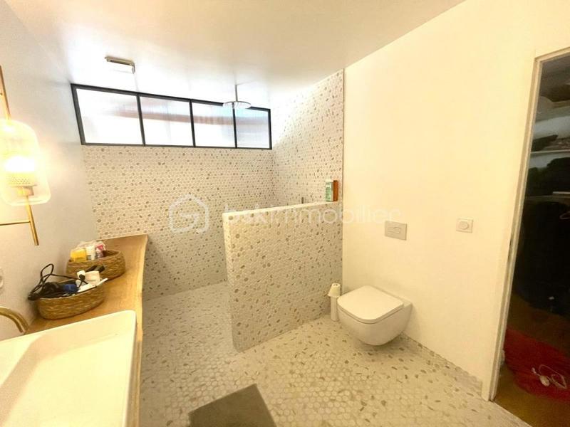 Mas - 186 m² - 5 pièces