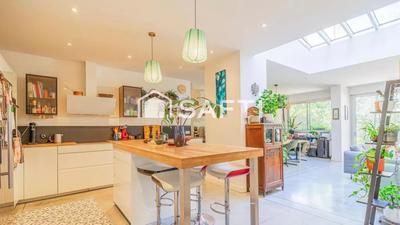 Maison - 149 m² - 6 pièces