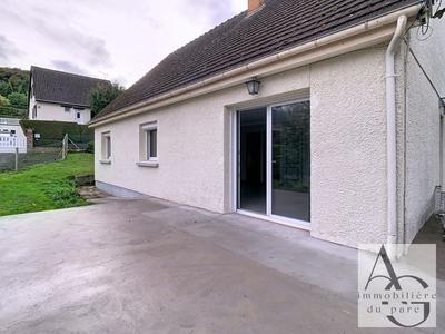 Maison traditionnelle - 81 m² - 4 pièces