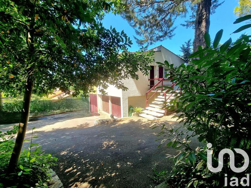 Maison - 176 m² - 10 pièces