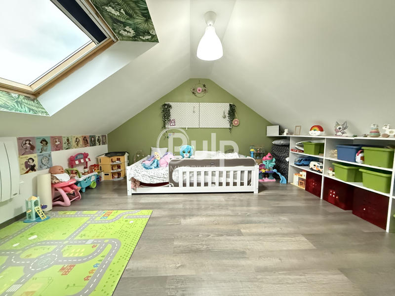 Maison - 90 m² - 6 pièces