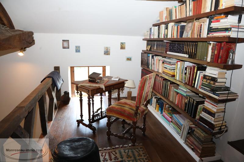 Propriété - 250 m² - 9 pièces