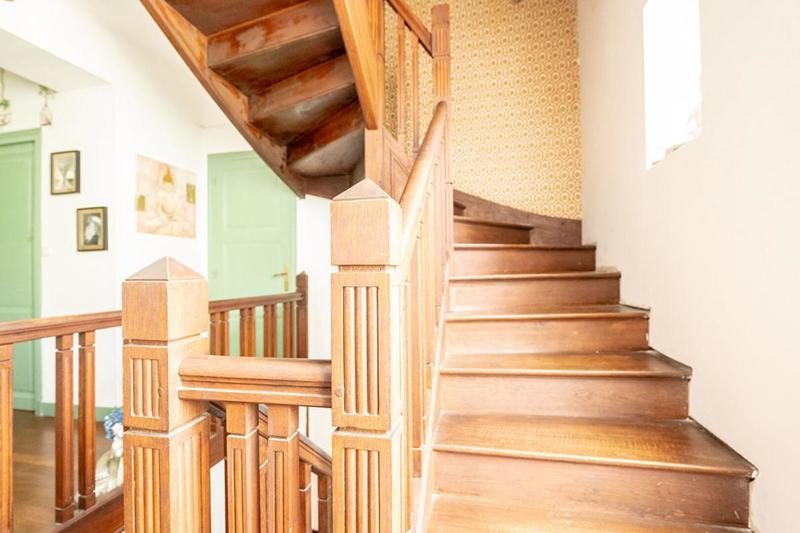 Maison - 296 m² - 14 pièces