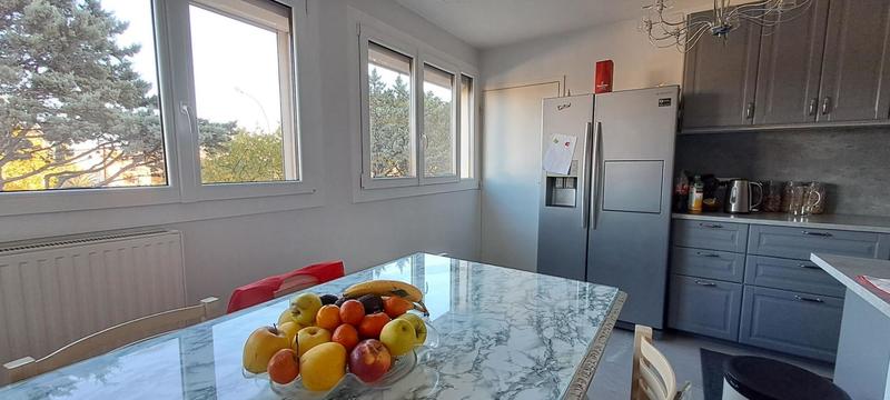 Appartement - 75 m² - 3 pièces