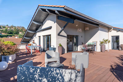 Appartement - 139 m² - 5 pièces