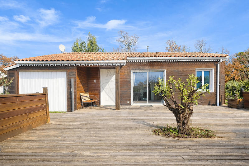 Maison - 77 m² - 4 pièces