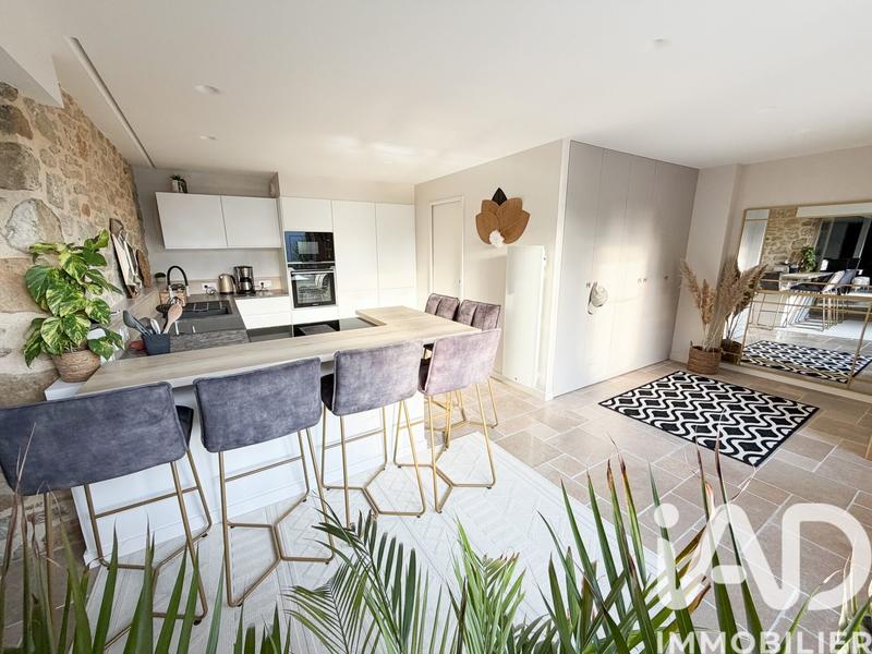 Maison - 182 m² - 6 pièces