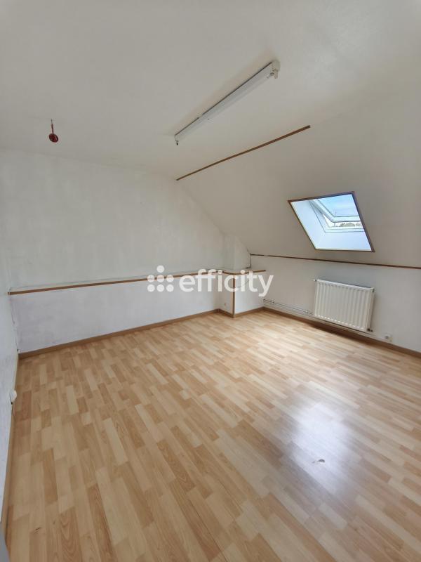 Maison - 156 m² - 7 pièces