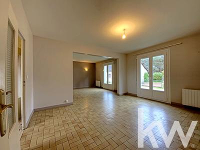 Maison - 138 m² - 6 pièces