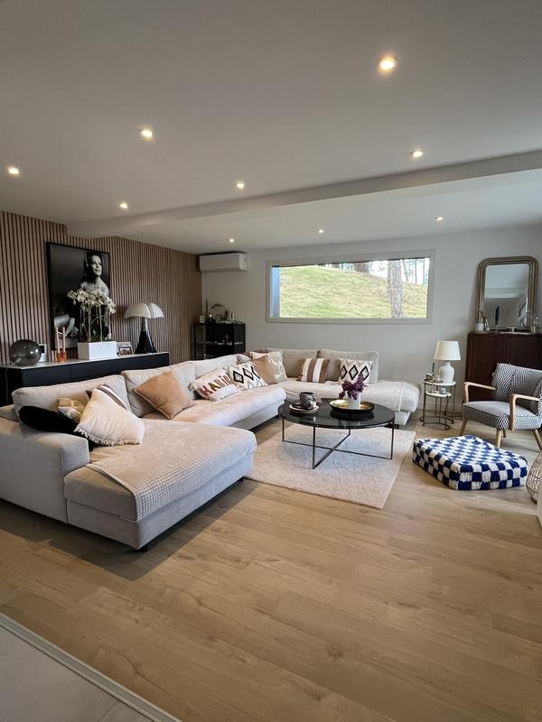 Maison traditionnelle - 147 m² - 6 pièces