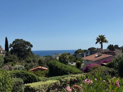 Villa - 183 m² - 4 pièces