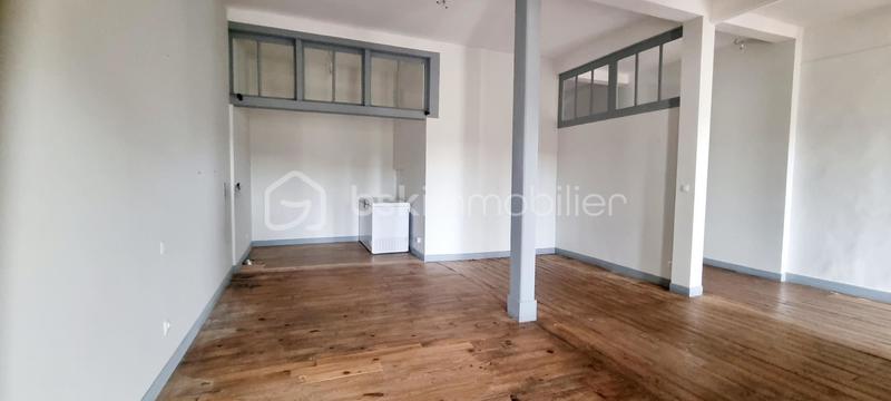 Immeuble - 195 m² - 8 pièces