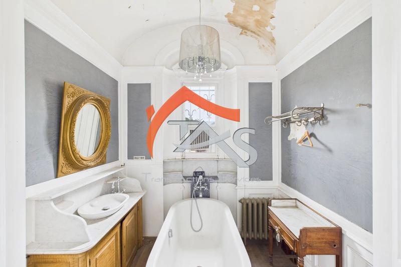 Appartement - 166 m² - 5 pièces