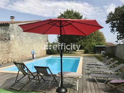 Maison - 215 m² - 9 pièces