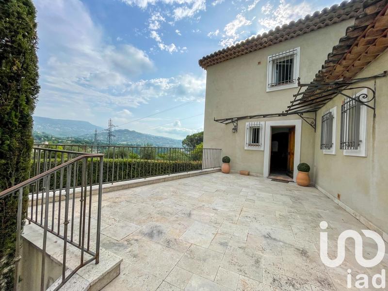 Maison - 187 m² - 5 pièces