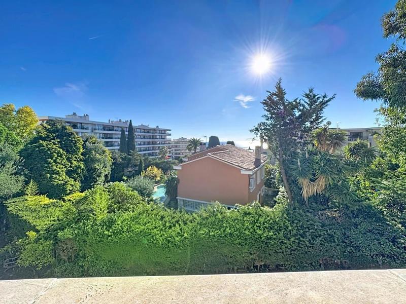 Appartement - 96 m² - 3 pièces