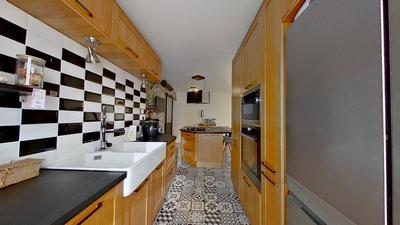 Appartement - 82 m² - 3 pièces