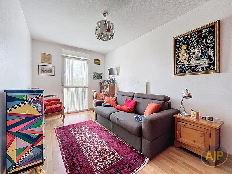 Appartement - 84 m² - 4 pièces