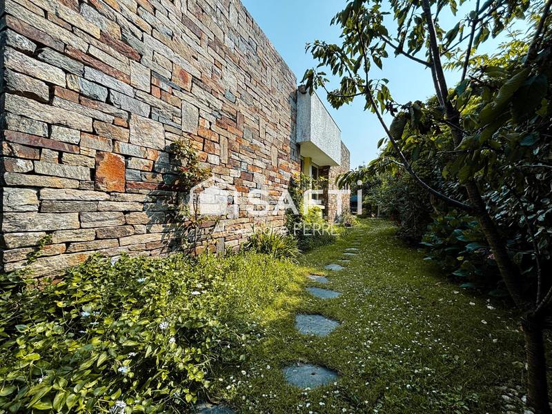 Maison - 174 m² - 7 pièces