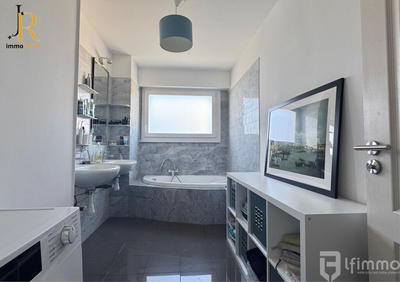 Appartement - 112 m² - 5 pièces