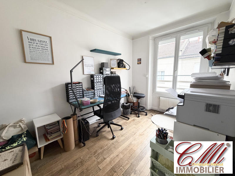 Maison - 96 m² - 5 pièces