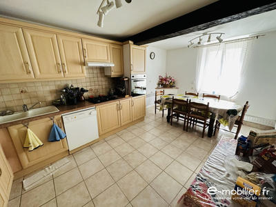 Maison - 150 m² - 7 pièces