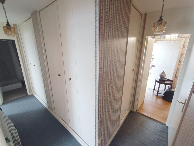 Appartement - 94 m² - 5 pièces