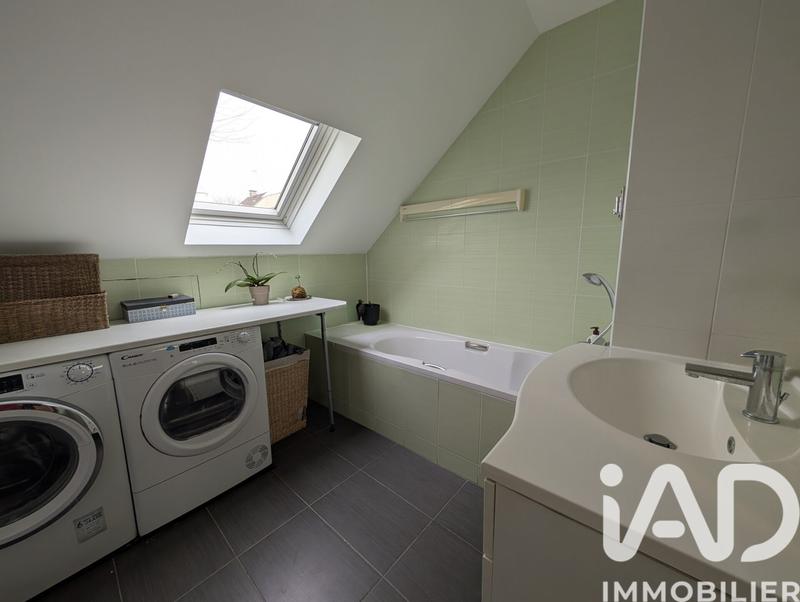 Maison - 142 m² - 7 pièces