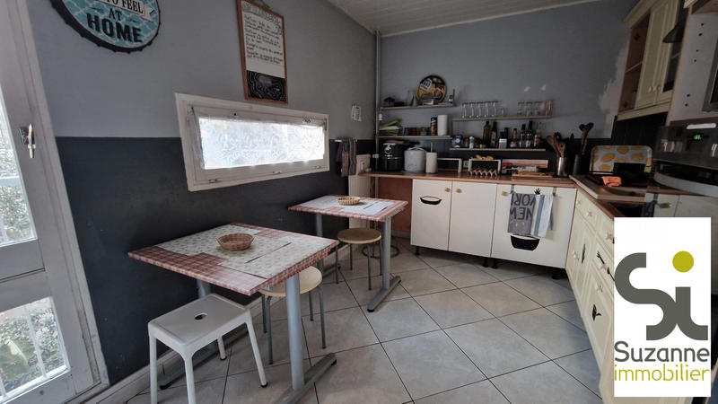 Appartement - 93 m² - 5 pièces