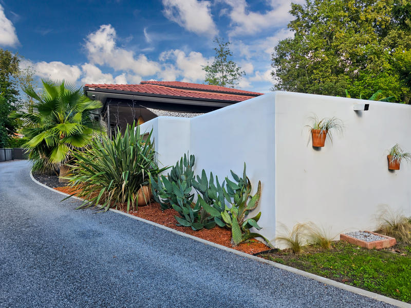 Maison - 204 m² - 7 pièces