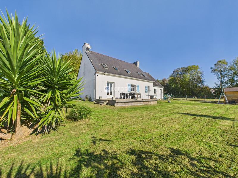 Maison - 142 m² - 6 pièces