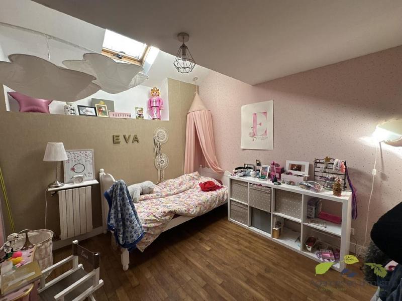 Maison - 225 m² - 8 pièces