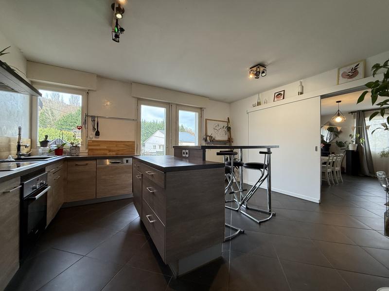 Appartement - 175 m² - 6 pièces