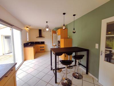 Maison - 111 m² - 5 pièces