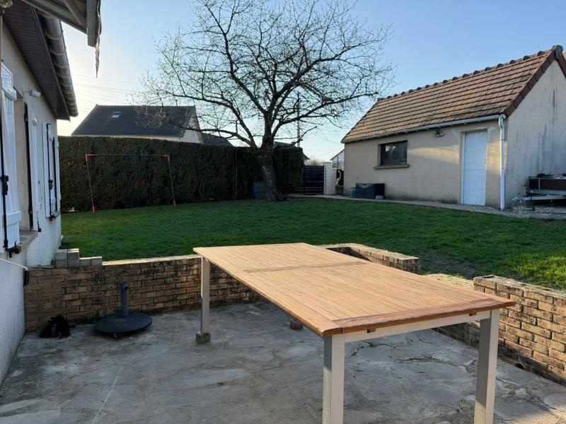 Maison - 104 m² - 5 pièces