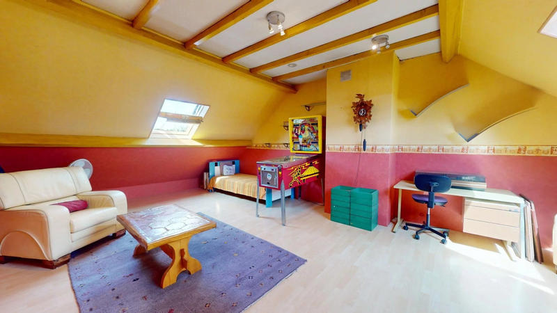 Maison - 157 m² - 6 pièces