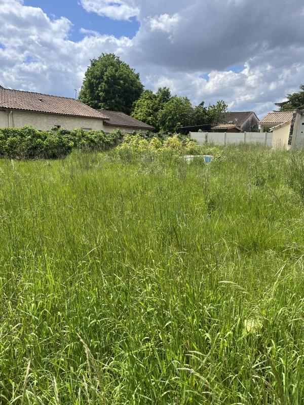 Terrain constructible - 300 m²
