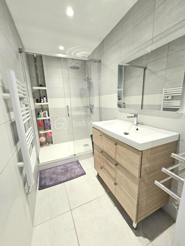 Maison en pierre - 97 m² - 5 pièces